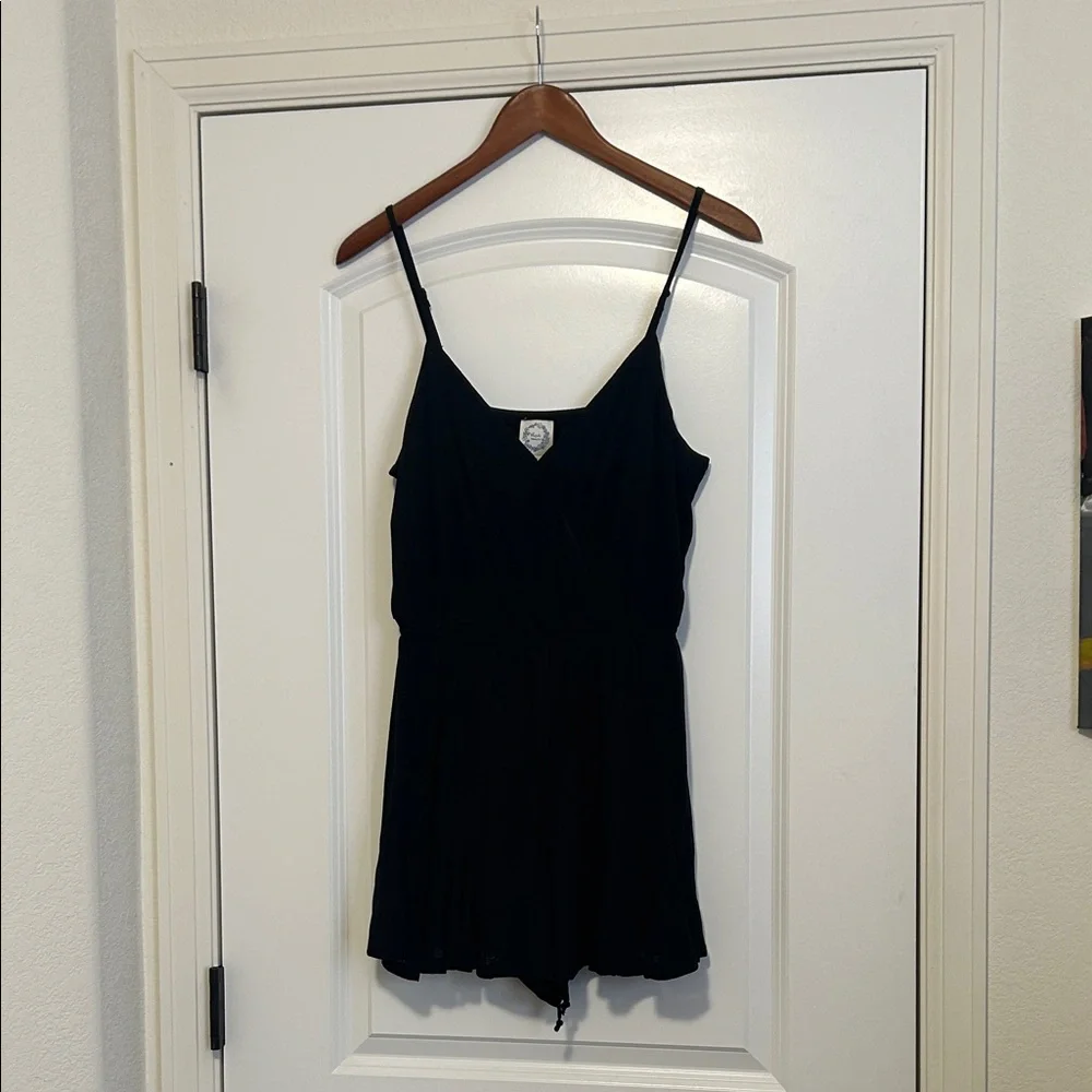 Blue Rain Black Spaghetti Strap Romper Size Medium - Picture 3 of 10